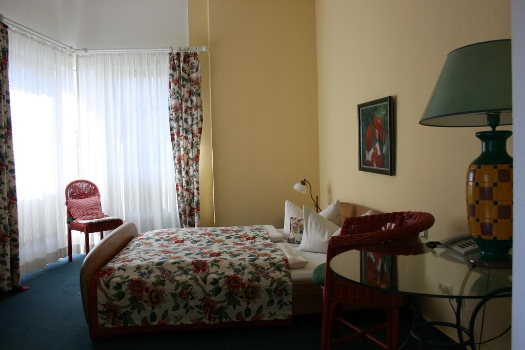 Hotel Dorothea Christiane Erxleben 奎德林堡 外观 照片